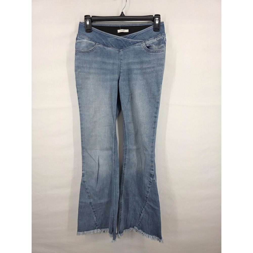 M Jeans by Maurices Womens XS Short Light Wash Pull On Flare Frayed Hem Jeans
